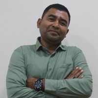MUZAKIR AR
